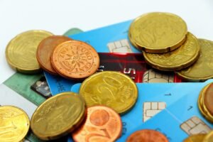 Best cash back credit cards canada — illustrative photo for "Best Cash-Back Credit Cards in Canada (2026)"