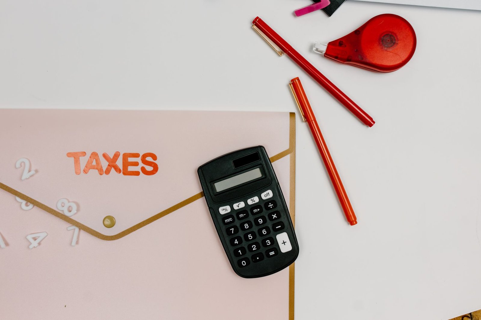 First tax return Canada newcomer — illustrative photo for "Filing Your First Tax Return in Canada: A Newcomer's Walkthrough"