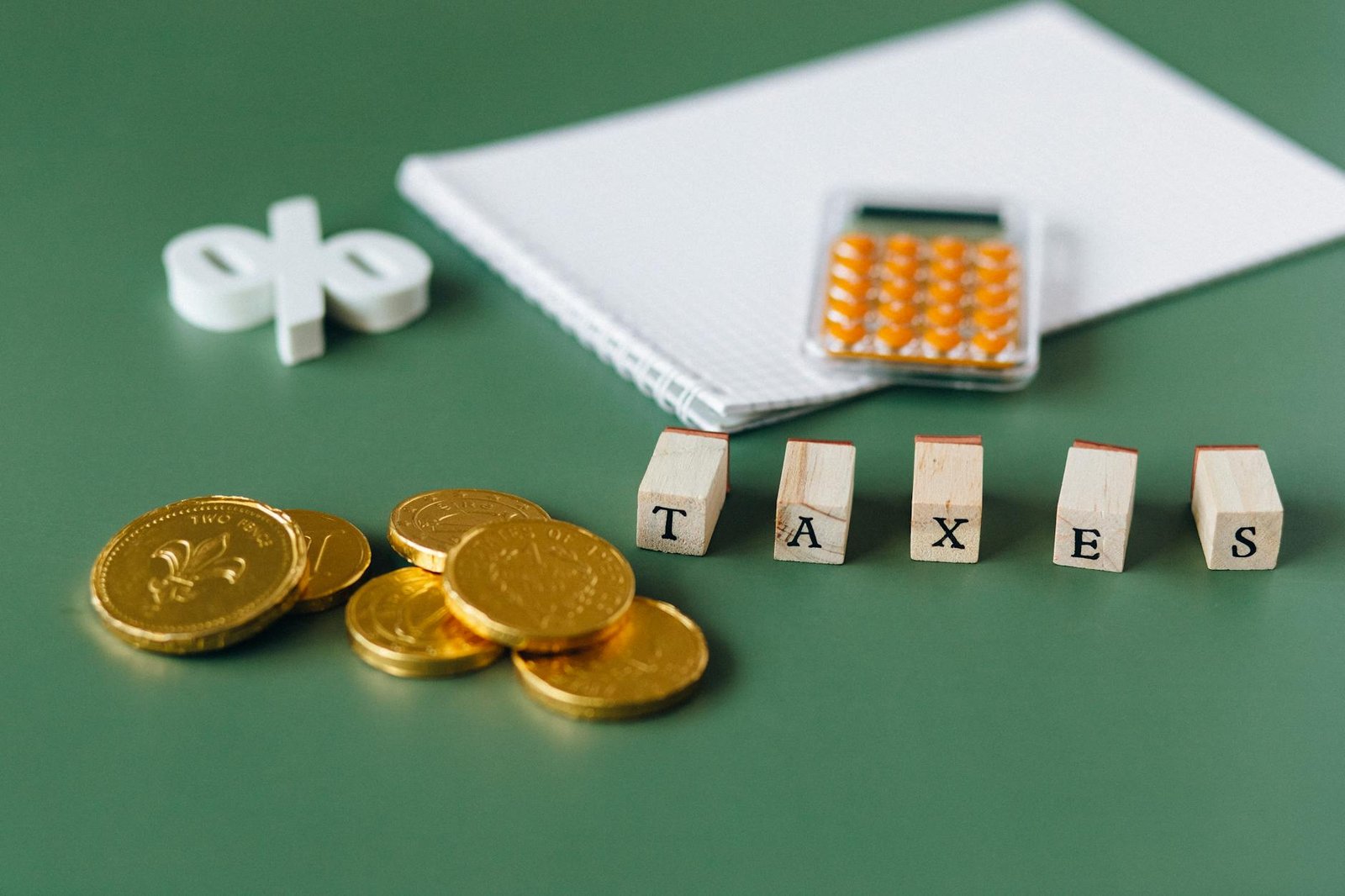 Capital gains tax canada — illustrative photo for "Capital Gains Tax in Canada: How It Actually Works (2026)"