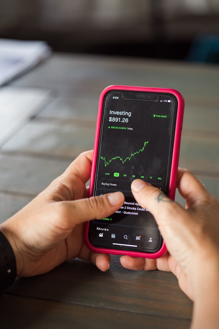 Robo advisor canada — illustrative photo for "Robo-Advisors in Canada (2026): Wealthsimple vs Questrade vs Justwealth"